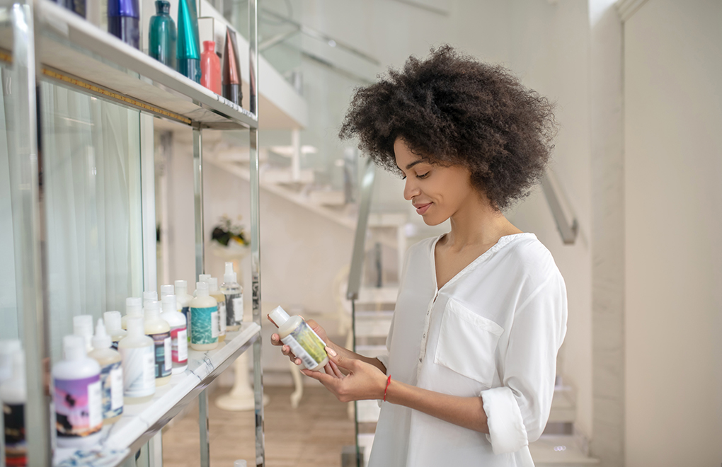 wig-friendly hair care,hair care for wigs,wig shampoo ingredients,wig conditioner formulation,private label wig products,hair mask,hair care