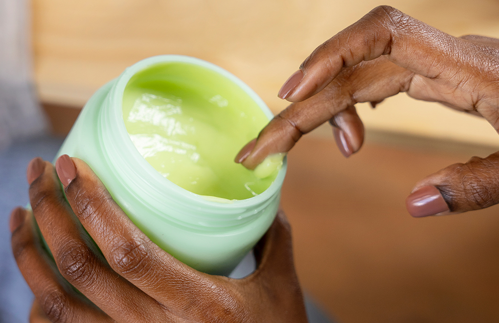 vegan hair wax private label,custom vegan hair wax manufacturer,eco-friendly hair wax for salons,sulfate-free styling wax supplier,clean hair wax for professional use,cruelty-free hair wax manufacturer,HODM vegan styling wax solutions