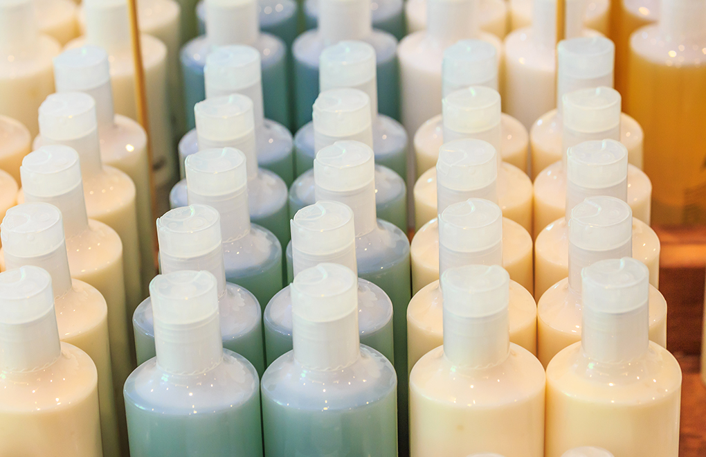private label shampoos and conditioners,hair care formulation trends,sulfate-free shampoo oem odm,sustainable hair care distributor,hair conditioner,private label shampoo,hair care