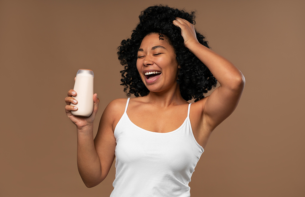 custom curl care line,curl care products,curly hair formulas,curl cream,curl conditioner,private label curl products,sulfate-free curl care,curl hydration system,clean beauty curl care,hair care